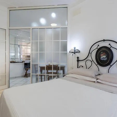 Imperatrice - Srm127 By Interhome *